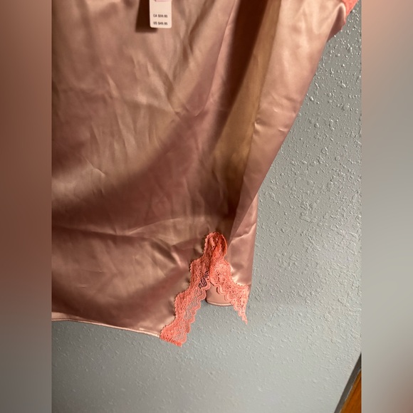 Victoria’s Secret slip - Picture 2 of 3